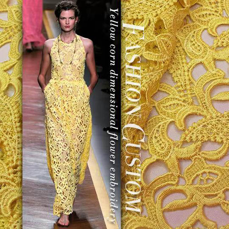 Embroidery Yellow Dress - ผ้าลูกไม้คุณภาพสูงสีเหลือง ปักลายดอกไม้สีทองแบบสเตอริโอ ผ้าสำหรับตัดชุดสูทหรูหรา ผ้าสำหรับงานแฟชั่นโชว์ ผ้าสำหรับตัดเย็บชุดแต่งงานแบบสามมิติ