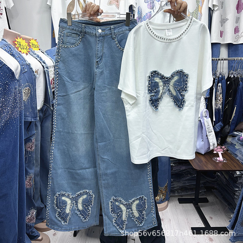 Embroidery Uniforms - ชุดเซ็ตสองชิ้นสำหรับผู้หญิง สไตล์หลวมๆ สำหรับฤดูใบไม้ผลิและฤดูร้อน ลายปักผีเสื้อ เสื้อยืดแขนสั้นสีขาว +