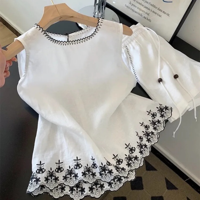 ชุดเซ็ตสองชิ้นสำหรับผู้หญิง เส - Embroidery Uniforms บทวิจารณ์และราคา