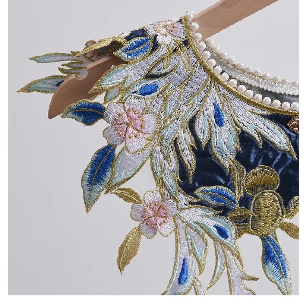 ชุดกี่เพ้าสไตล์วินเทจ เสื้อผ้า - Embroidery Horse บทวิจารณ์และราคา