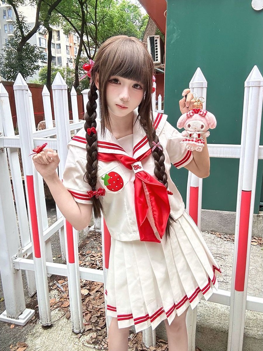 ชุดกะลาสีสไตล์ญี่ปุ่นปักลายสตร - Embroidery Uniforms บทวิจารณ์และราคา