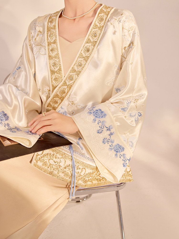 เสื้อแจ็คเก็ตผู้หญิงทรงหลวมหรู - Embroidery Fashion บทวิจารณ์และราคา