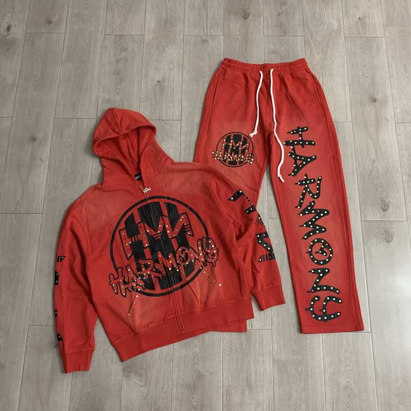ชุดเสื้อฮู้ดและกางเกงแบรนด์แฟช - Embroidery Fashion บทวิจารณ์และราคา