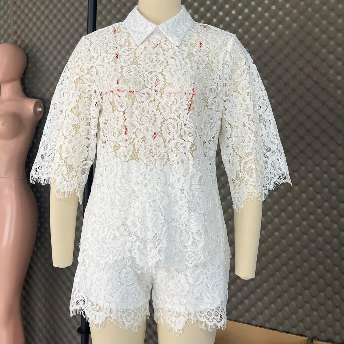ชุดเซ็กซี่ลายลูกไม้ปักลาย กางเ - Embroidery Uniforms บทวิจารณ์และราคา