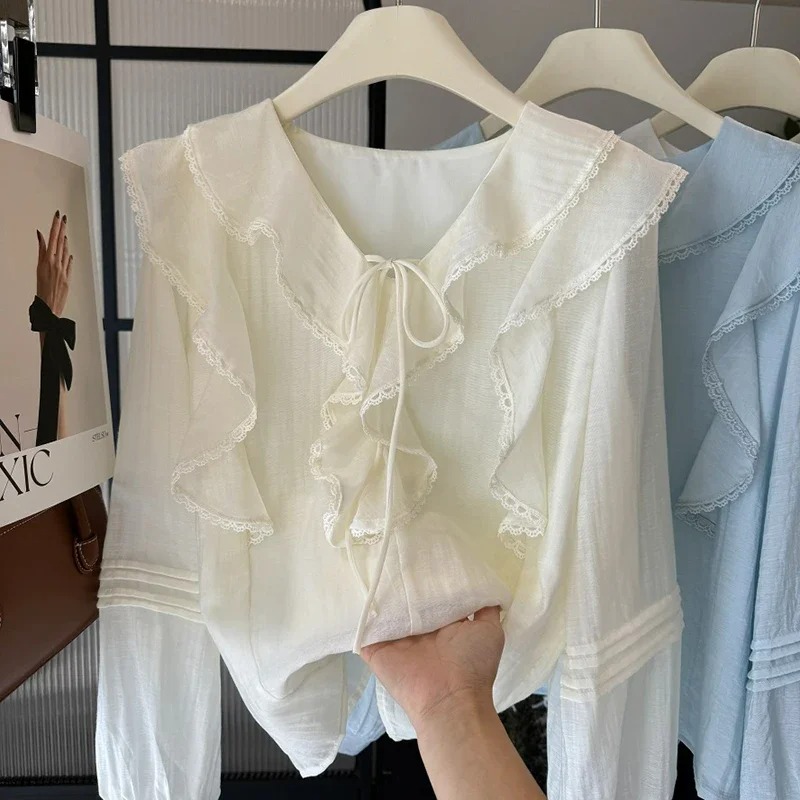 เสื้อเบลาส์แขนยาวคอวีสไตล์ฝรั่ - Embroidery Fashion บทวิจารณ์และราคา