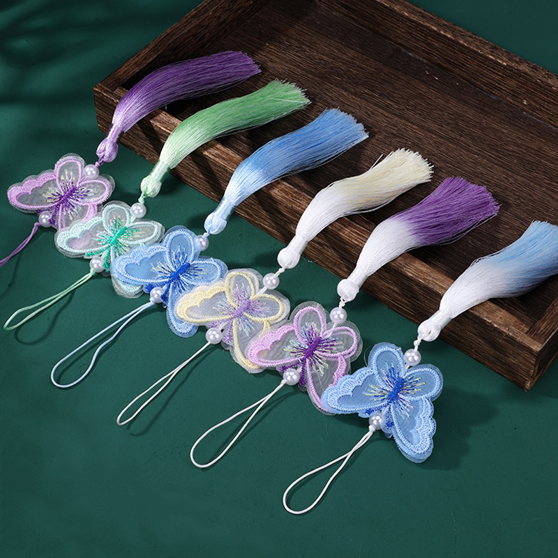 พู่ห้อยปักลายมุกผีเสื้อ สไตล์จ - Embroidery Horse บทวิจารณ์และราคา